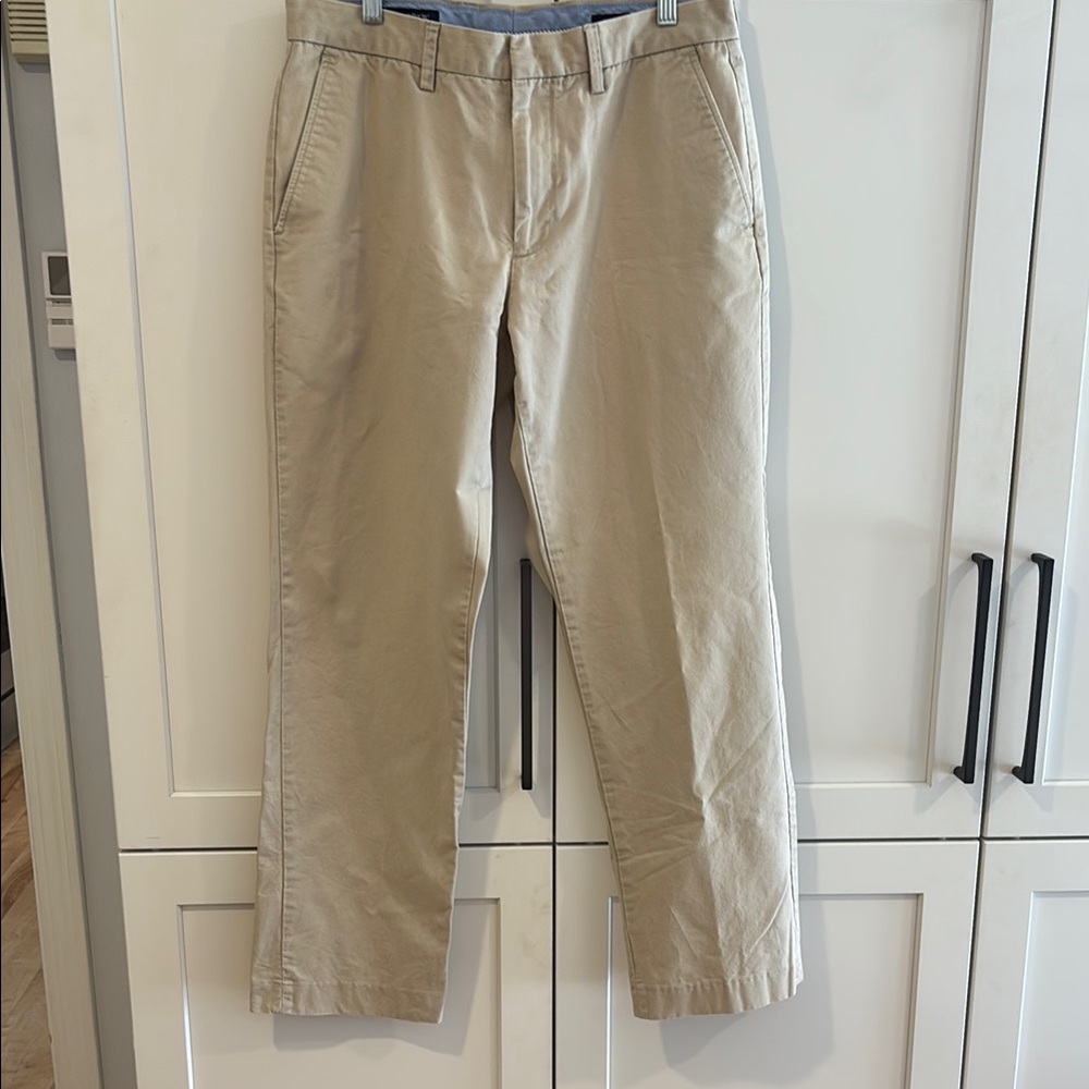 J.Crew Men’s Tan Bedford Khaki Pants. Size W33/L 32.